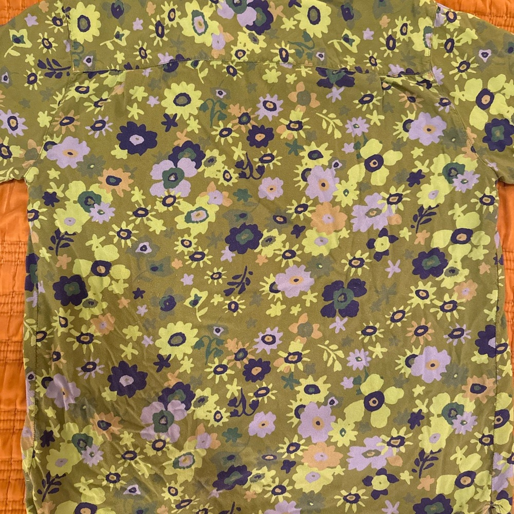 Floral Button-Up Shirt in Green and Purple - Picture 3 of 3